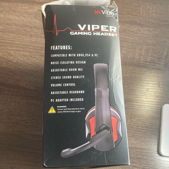 EUC Bundle Of 3 PS4 Headphones & Call of Duty 3&4 - Picture 9 of 10